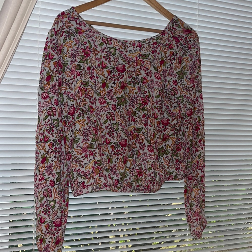 Loft floral crop top